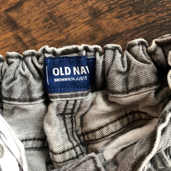 Boys’ Distressed Jeans - Picture 4 of 6